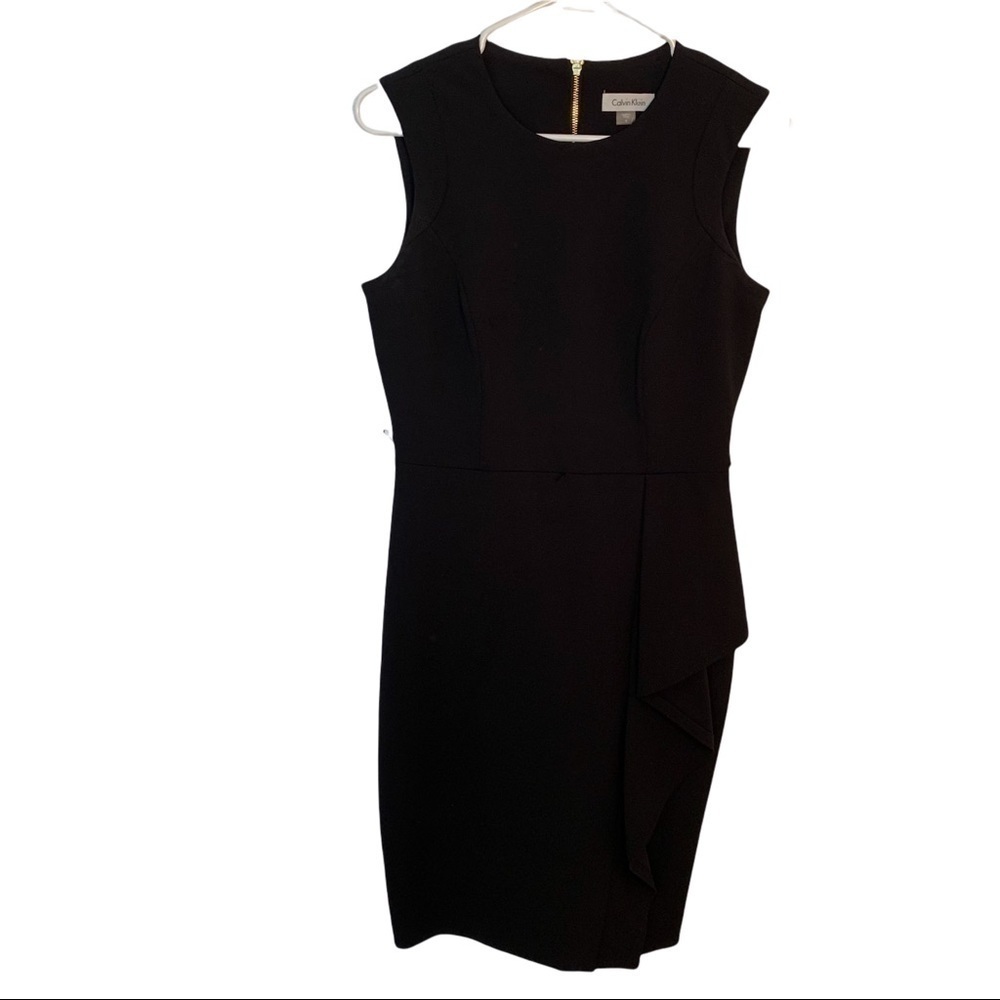 Calvin Klein Women's Size 6 Sleeveless Sheath Dress Black Ruffle Crewneck Zipper